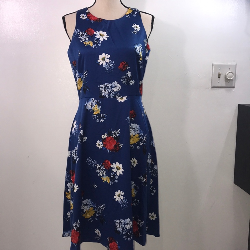 Banana Republic dress - Picture 4 of 8